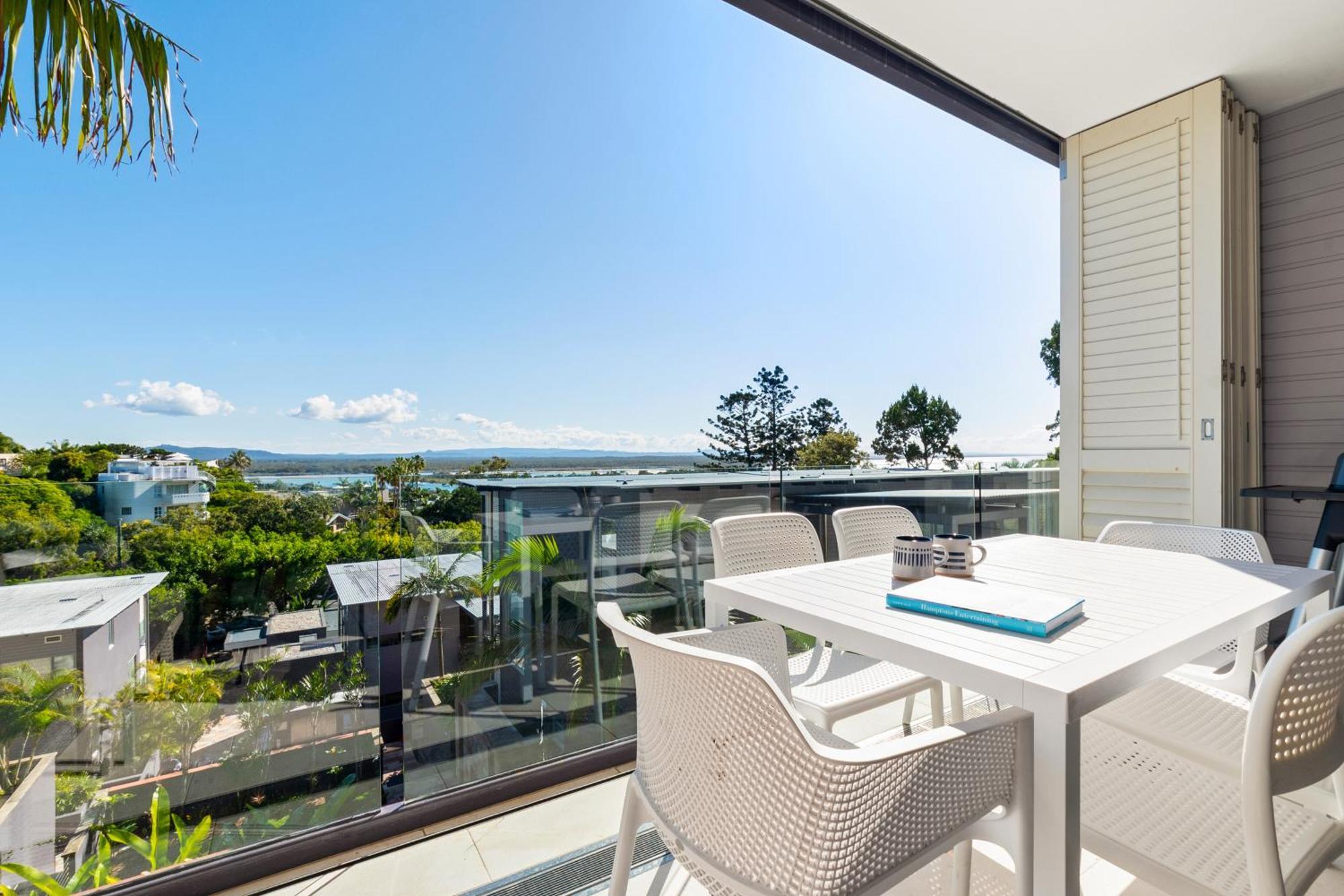 The Rise Noosa Aparthotel Exterior photo